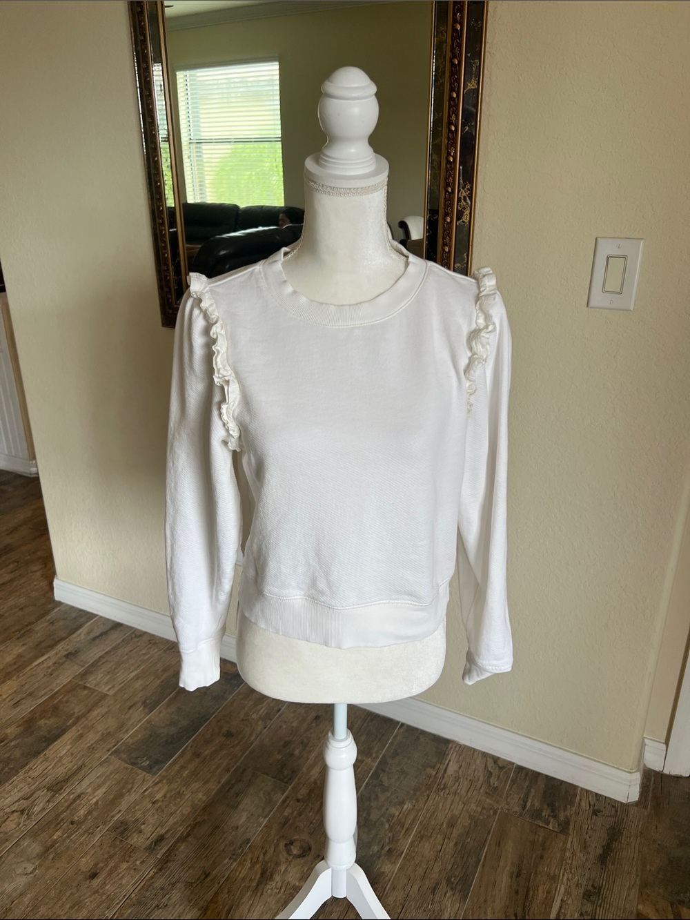 PAIGE Ruffle-Shoulder Sweatshirt - Picture 7 of 16